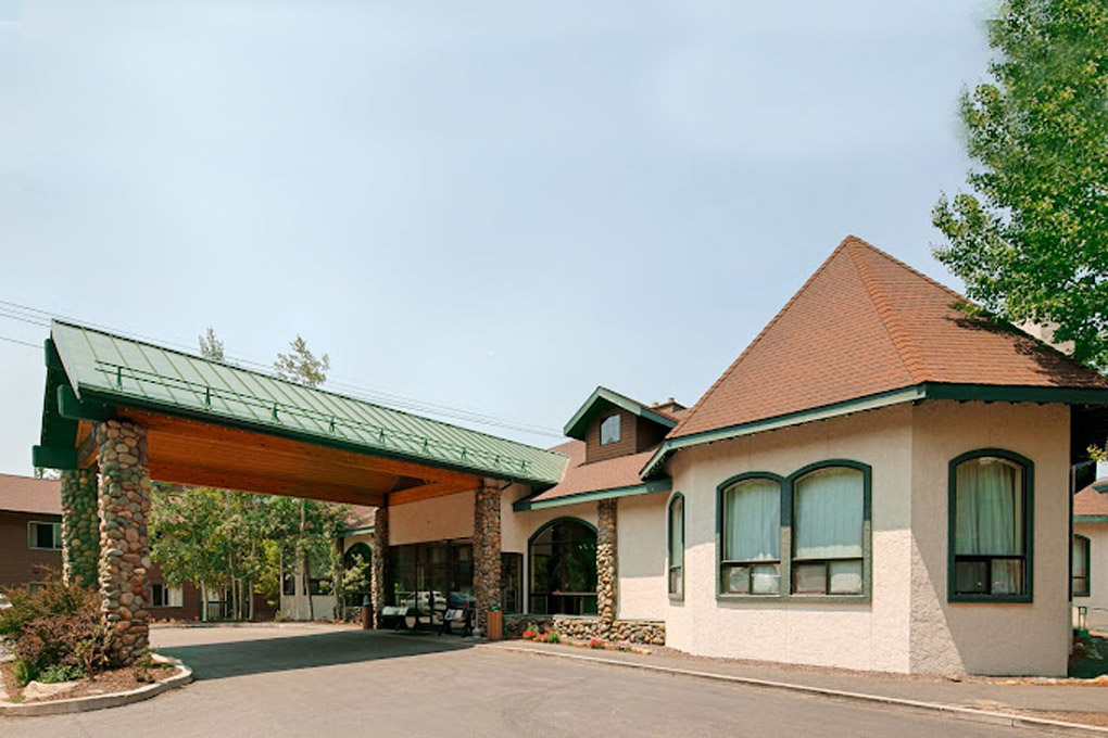 Outside exterior view of the resort.